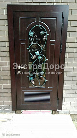 Противопожарные двери с решеткой от производителя в Мытищах  купить